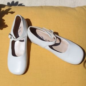 Nina Mary Jane Shoes | Classic Bonnett | Size: 11 Toddler